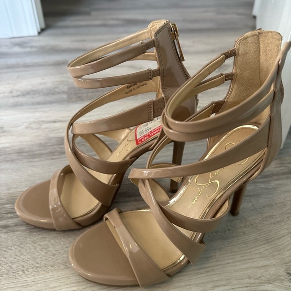 Assorted Heels, new or barely worn - Picture 5 of 5